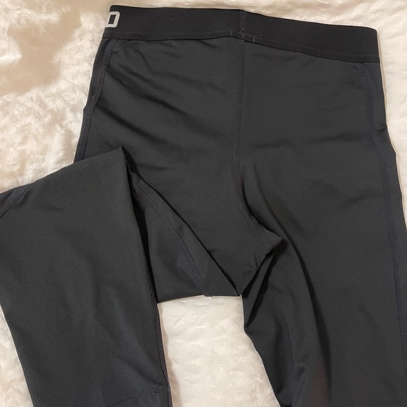 Nike pro crop leggings in black size S - Picture 3 of 4